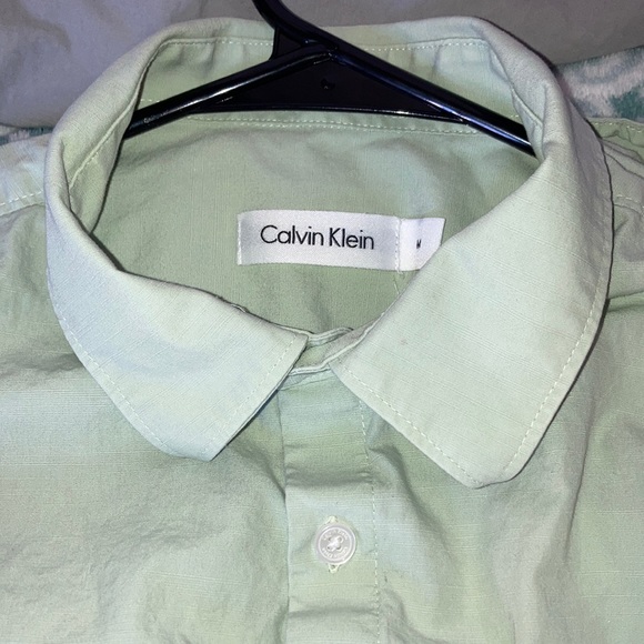 Calvin Klein light green cotton button up shirt - Picture 6 of 9